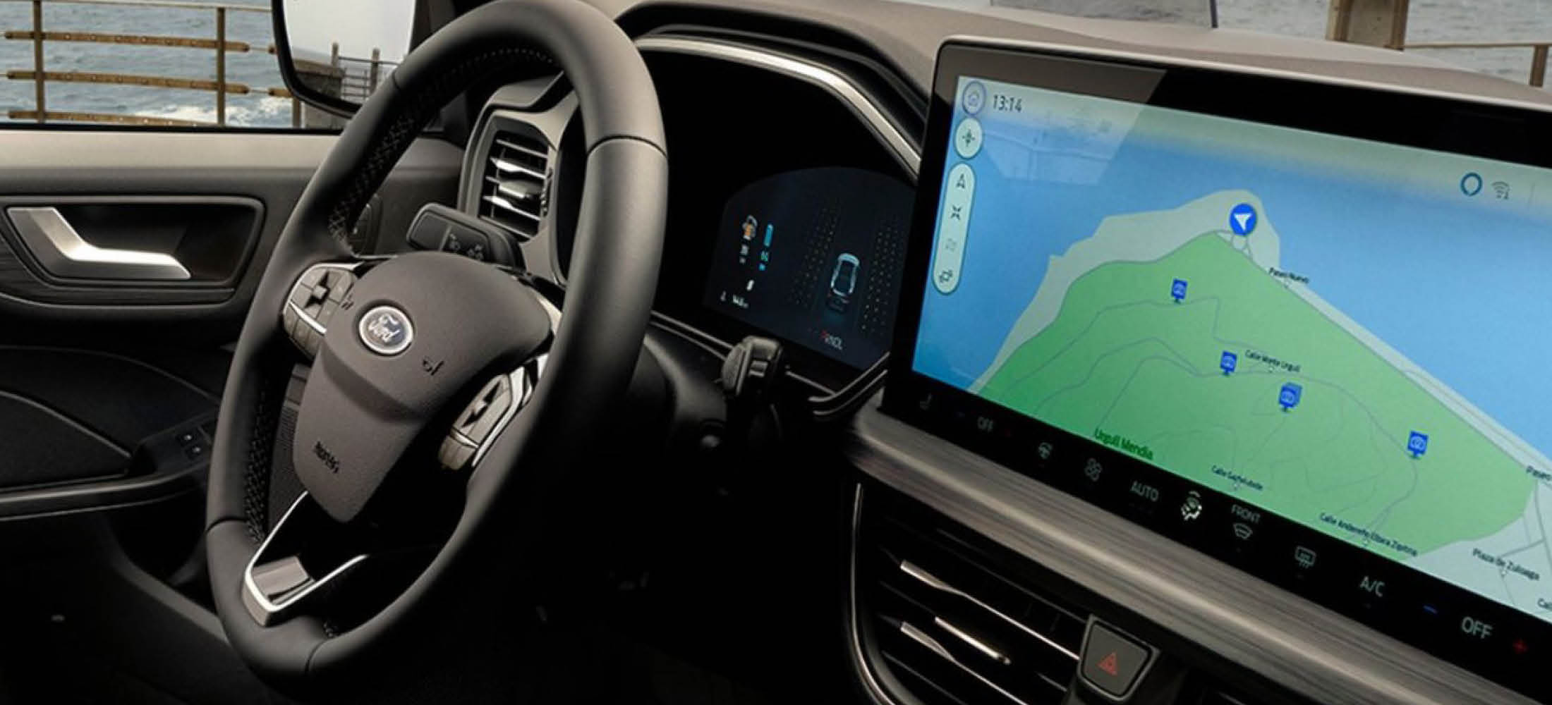 Kuga FHEV Titanium Innenraum