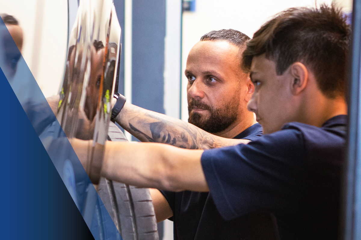 Kfz-Mechatroniker (m/w/d)